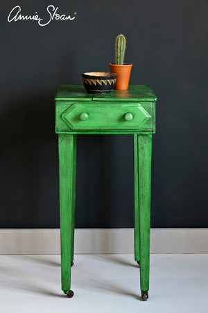 Annie Sloan Chalk Paint™ – ANTIBES GREEN