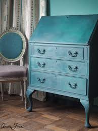 Annie Sloan Chalk Paint™ – PROVENCE